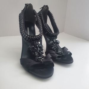 Vera Wang Lavender Jeweled Satin High Heel Shoes